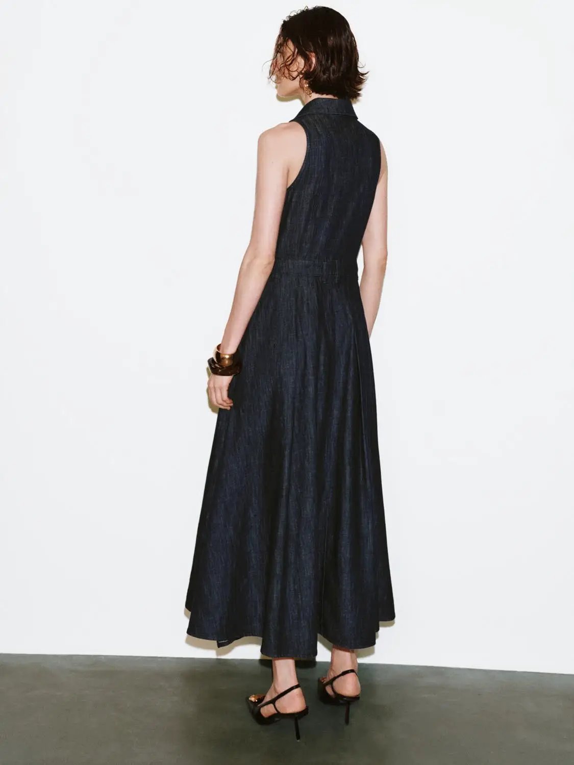 Denim Pleated Sleeveless Button Detail Dresses - Image 6