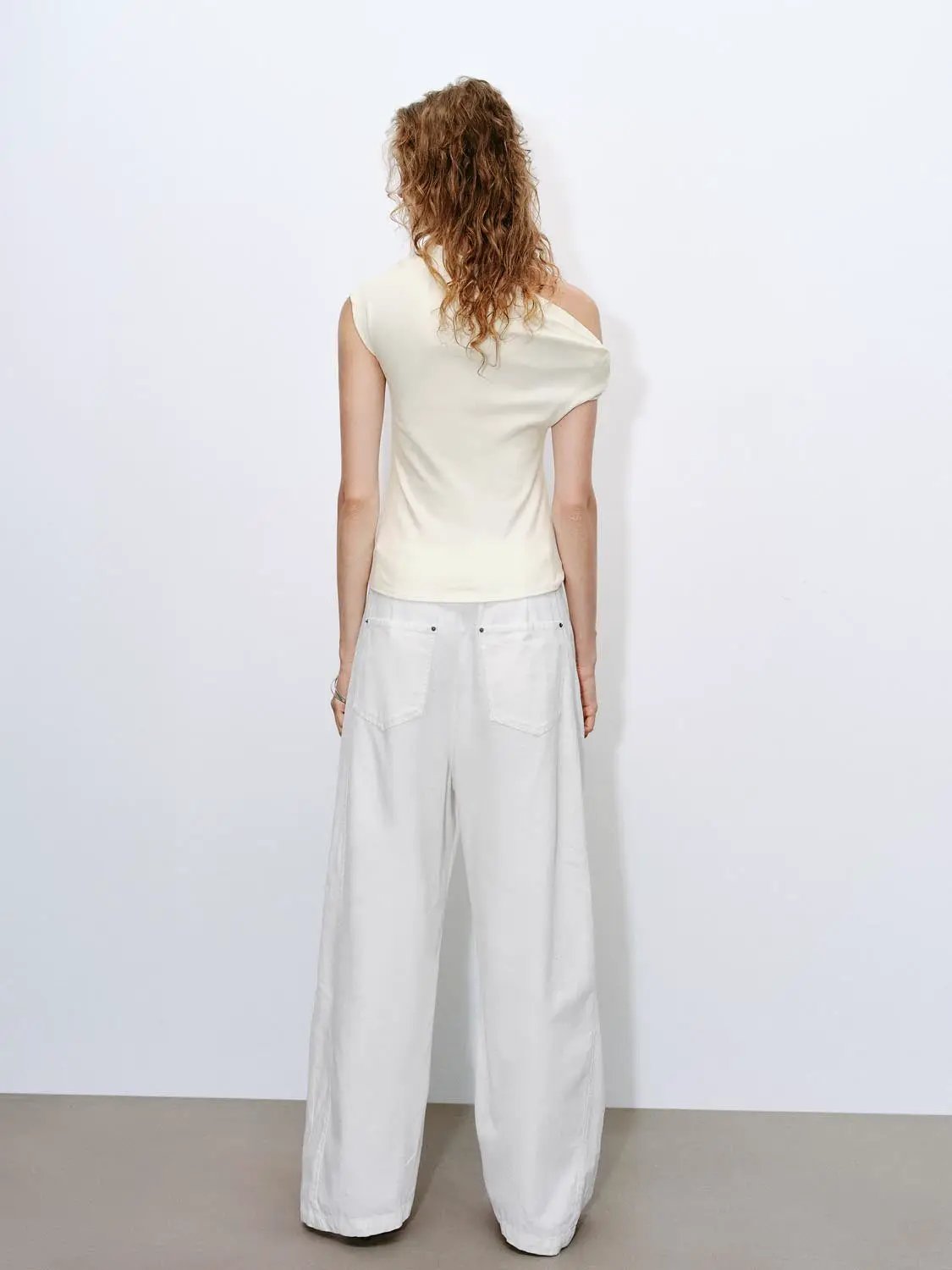 One Shoulder Ruched Cotton Blend T Shirt - Image 22