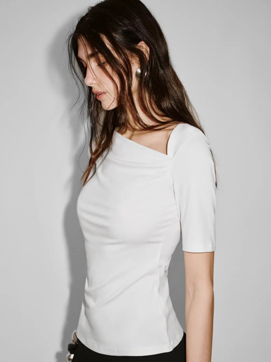 Asymmetric Neck Ruched Viscose Cotton T Shirt - Image 2