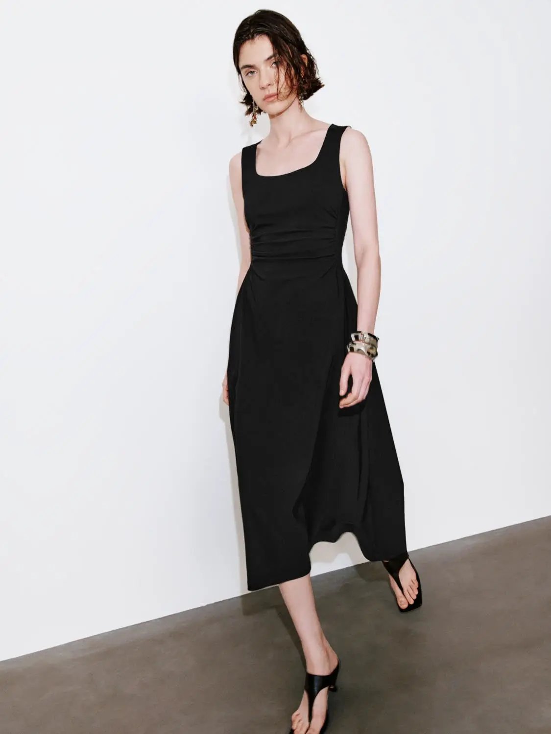 Viscose Blend U-Neck Ruched Waist A-Line Midi Dresses - Image 7