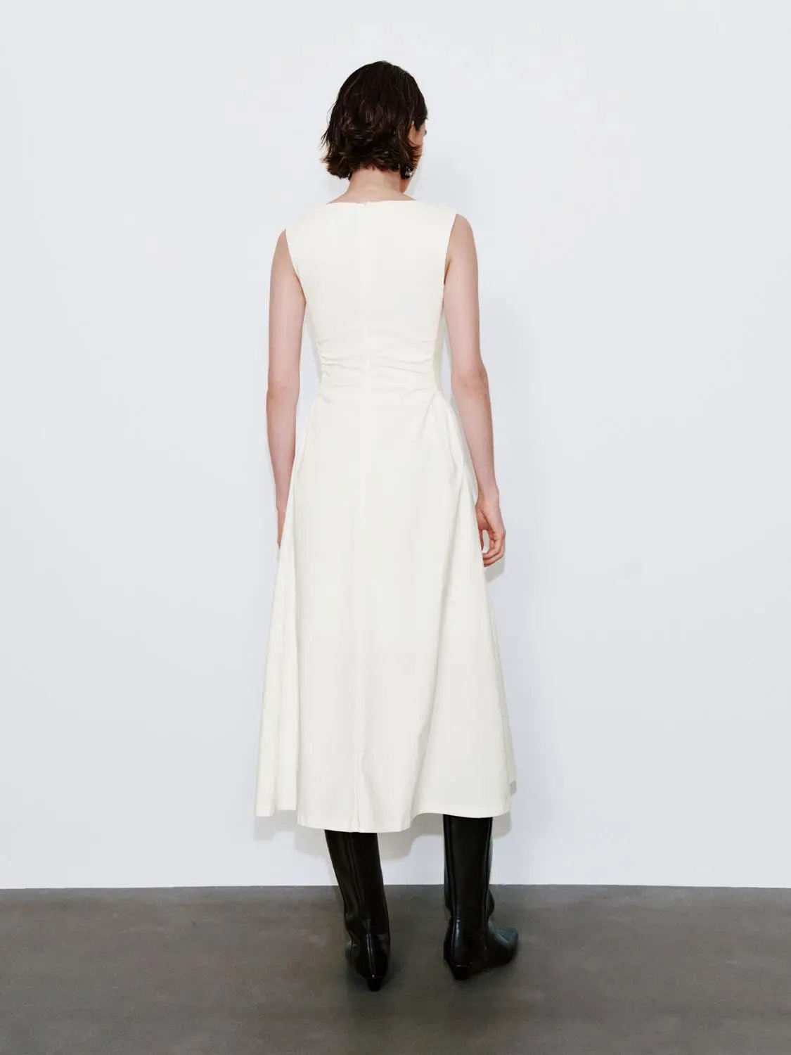 Viscose Blend U-Neck Ruched Waist A-Line Midi Dresses - Image 14