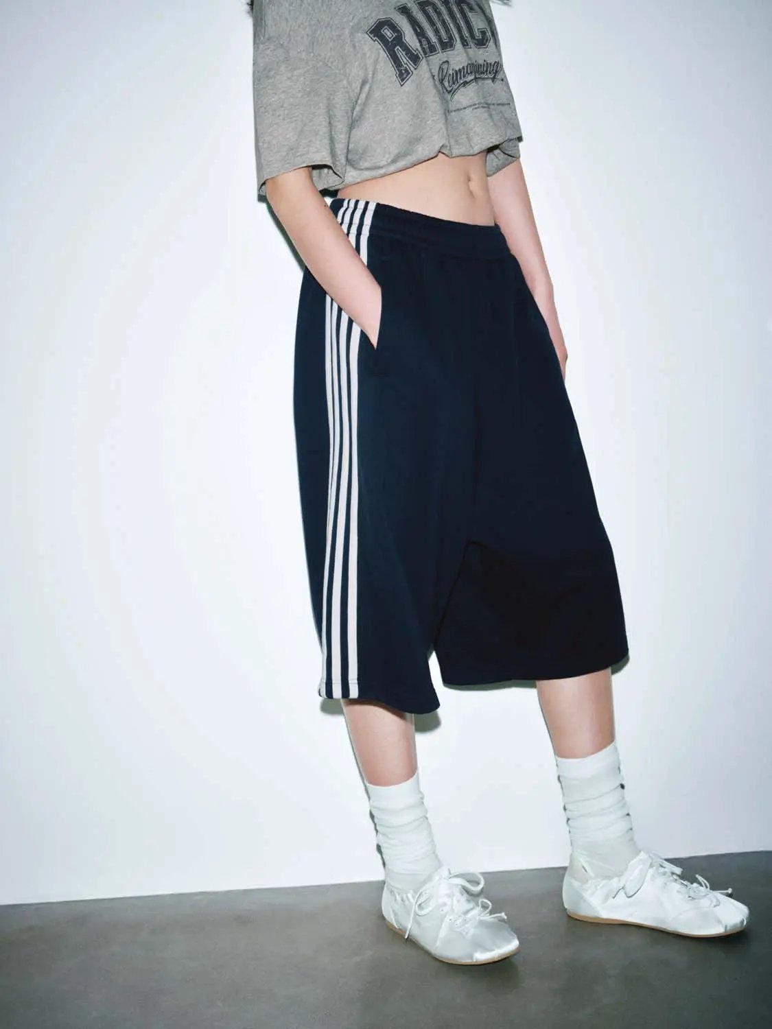 Cotton Blend Contrast Stripe Wide Leg Pants - Image 11
